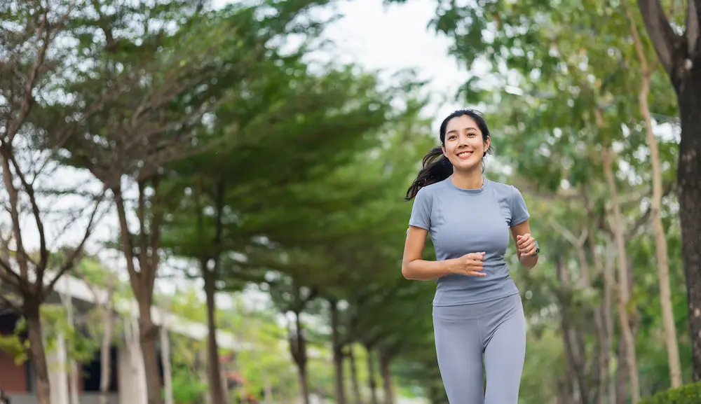 Runing woman 1webp